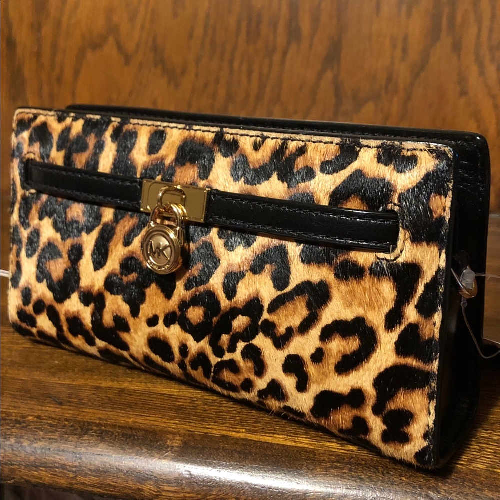NWT-Michael Kors-Hamilton Moderne-X-Small Convertible Crossbody-Leopard-CalfHair - Picture 5 of 16
